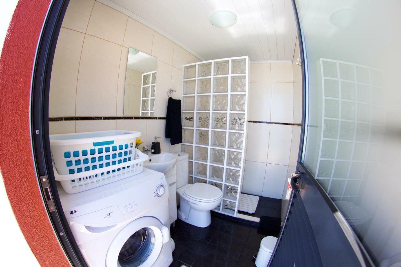 Casa Da Rainha Bungallow Estreito Da Calheta Εξωτερικό φωτογραφία