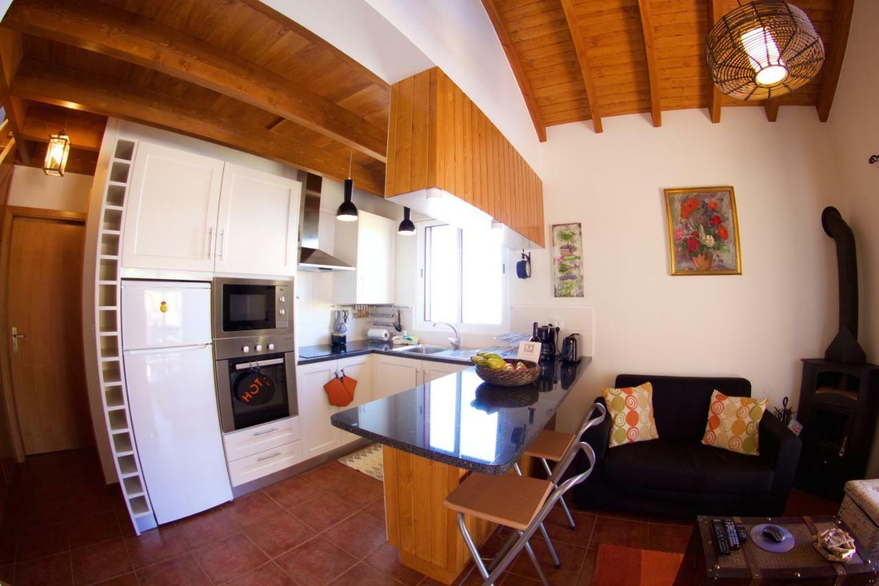 Casa Da Rainha Bungallow Estreito Da Calheta Εξωτερικό φωτογραφία