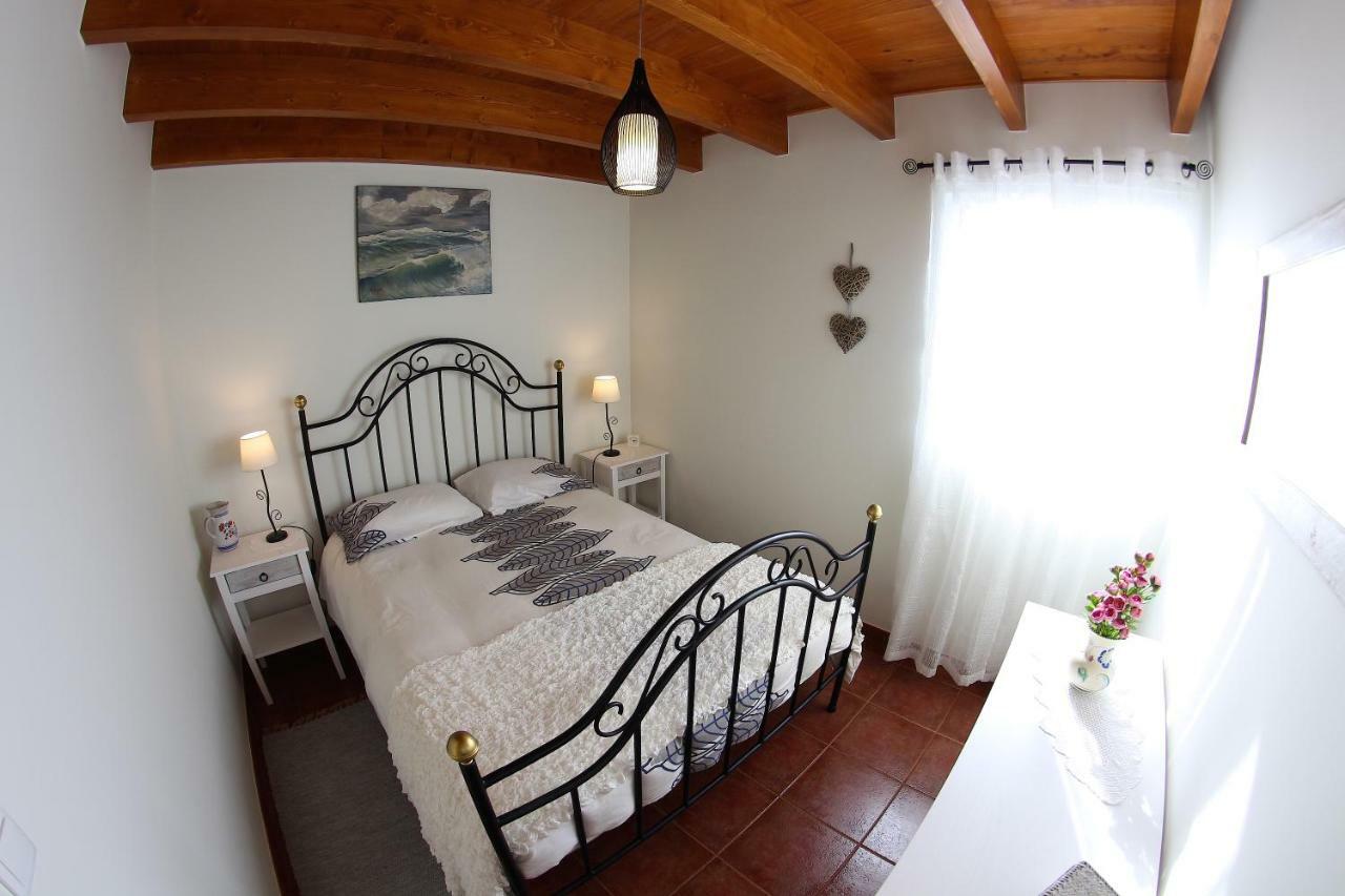 Casa Da Rainha Bungallow Estreito Da Calheta Εξωτερικό φωτογραφία