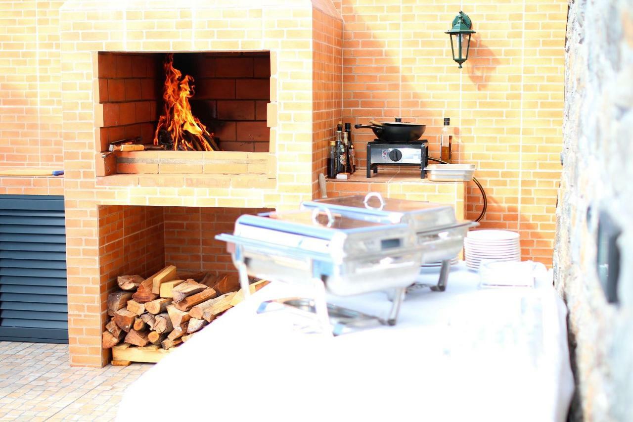 Casa Da Rainha Bungallow Estreito Da Calheta Εξωτερικό φωτογραφία